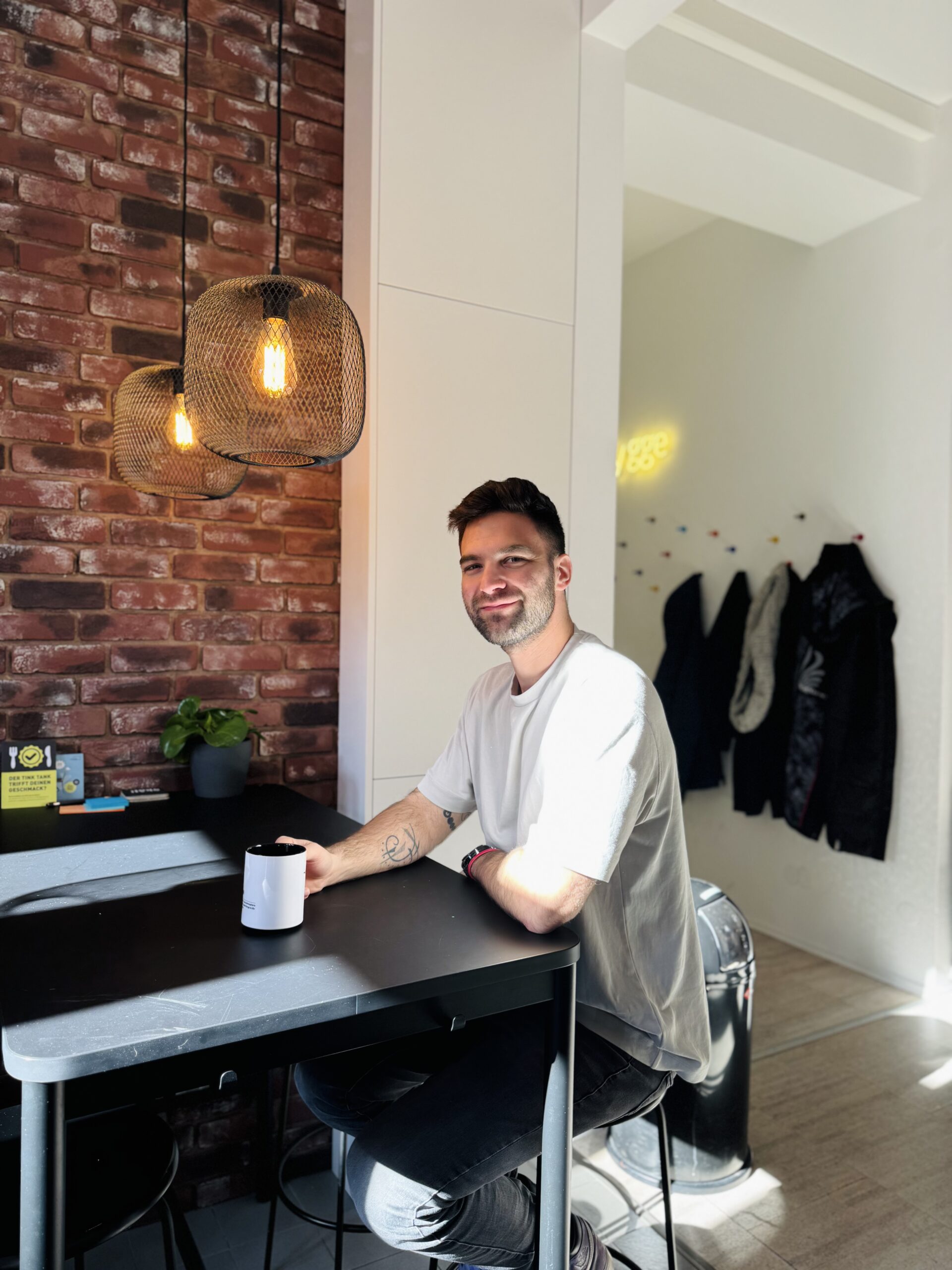 Coworking Unfiltered: Elay’s Journey at Tink Tank